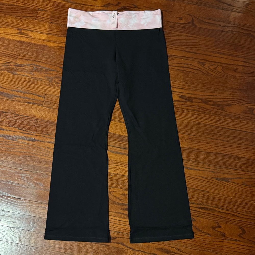 Victoria's Secret Most Loved Yoga Pants with Pink Waistband